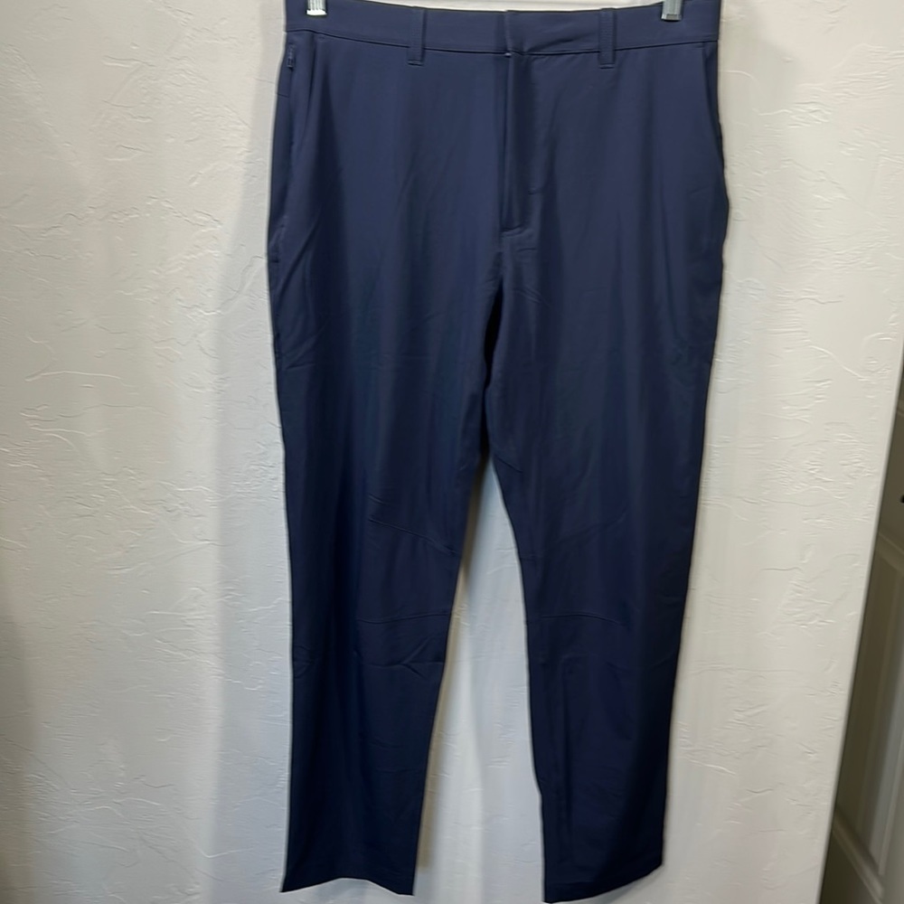 Fabletics The Only Pant navy blue size large.NWT
